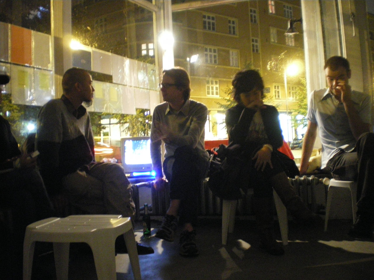 Photographic documentation of RYLLEGA Berlin (Nguyen Anh Tuan and visitors, 23 September 2008)